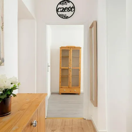 Apartman Przytulny Na Grunwaldzie Z Parkingiem By Renters Poznań