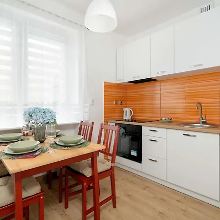 Apartman Przytulny Na Grunwaldzie Z Parkingiem By Renters Poznań